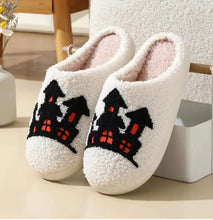 Load image into Gallery viewer, Halloween Slippers
